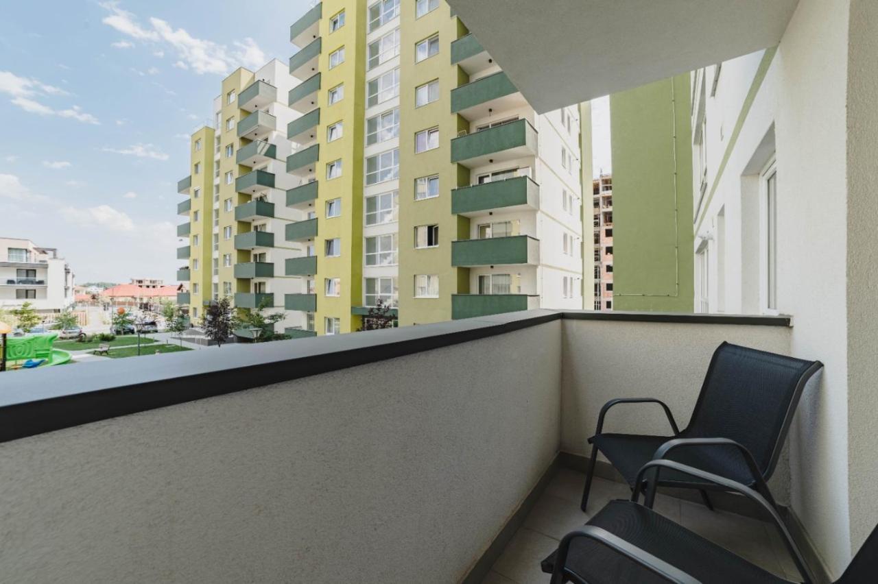 Masterpiece Studio- Free Parking, Wi-Fi, Netflix บราชอฟ ภายนอก รูปภาพ